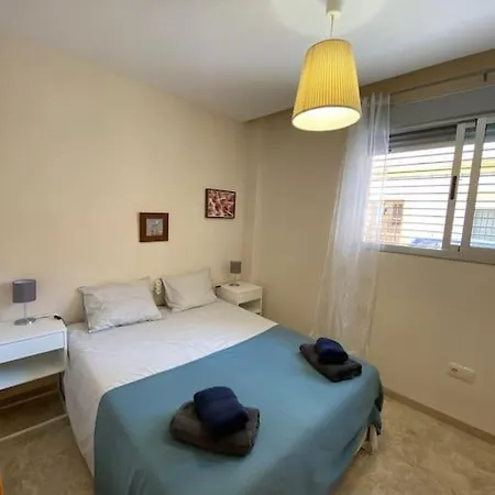 2 Bedrooms And Sofa Bed Flat By Wayra Tarifa Exterior photo