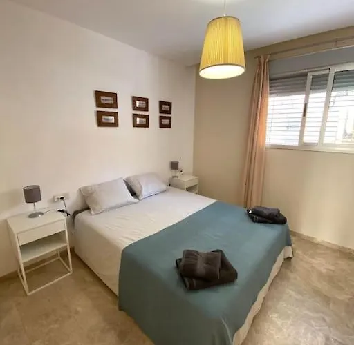 2 Bedrooms And Sofa Bed Flat By Wayra Tarifa